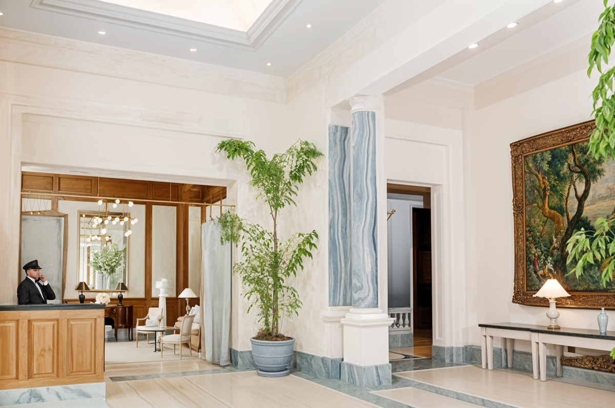 Photo for Grand Tier - 1930 BROADWAY Rental Building in Lincoln Square, Manhattan