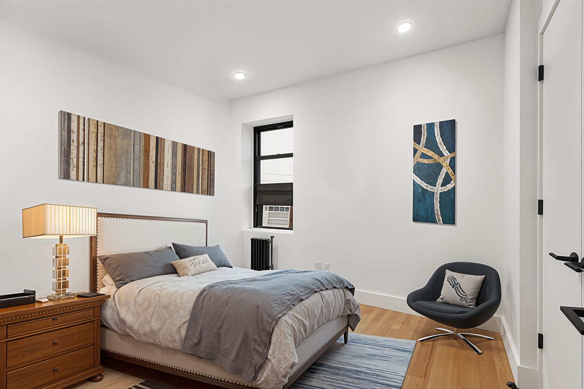 Photo for 144 East 24th Street - 144 East 24th Street Rental Building in Kips Bay, Manhattan