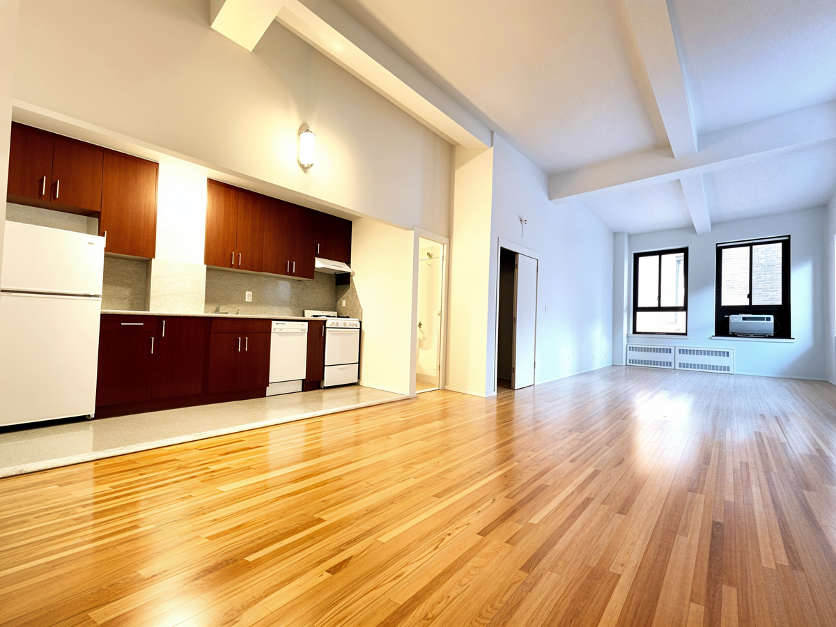 Photo for 12 East 22nd Street - 12 EAST 22nd STREET Rental Building in Flatiron, Manhattan