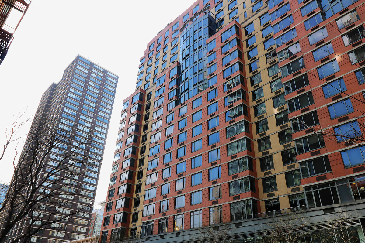 Photo for The Anthem - 222 East 34th Street Rental Building in Kips Bay, Manhattan
