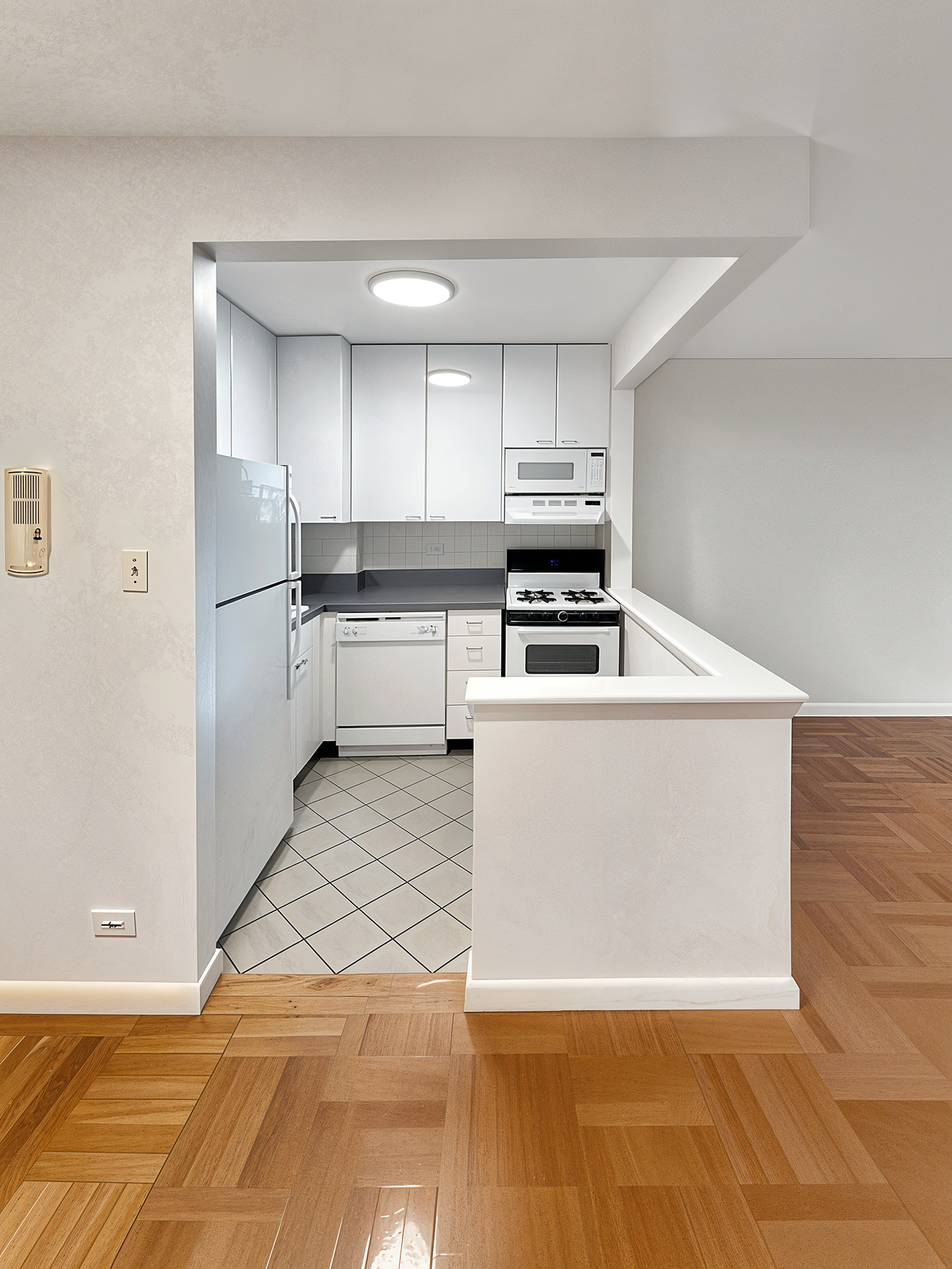 Photo for 150 East 18th Street - 150 East 18th Street Rental Building in Gramercy Park, Manhattan