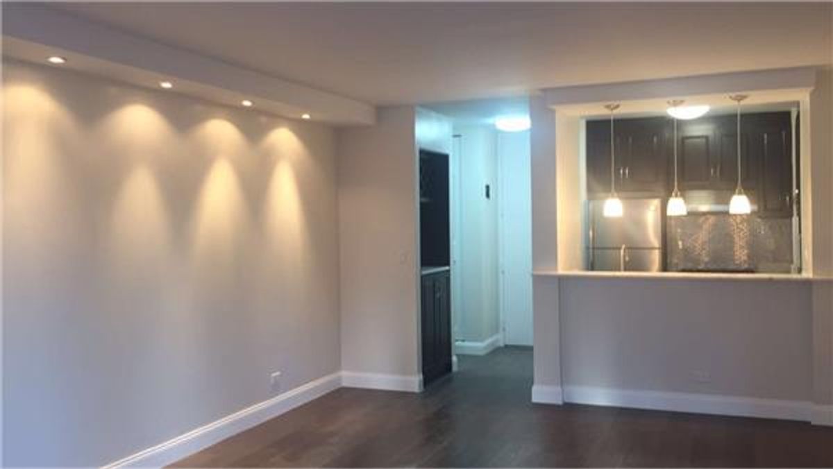 Photo for  The Cosmopolitan  - 145 EAST 48 STREET Condominium in Midtown East, Manhattan