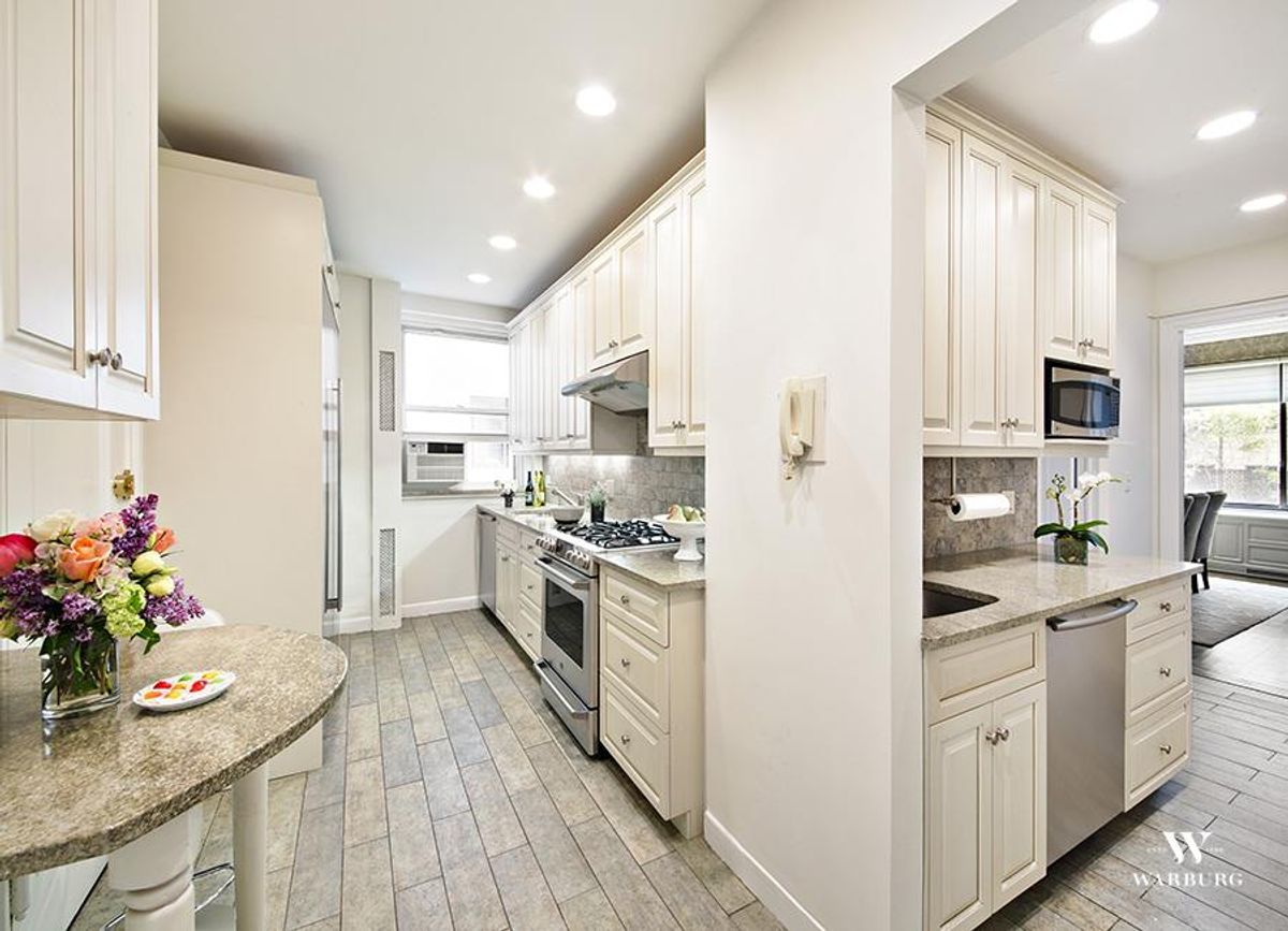 Photo for  180 EAST 79 STREET  - 180 EAST 79 STREET Cooperative in Upper East Side, Manhattan