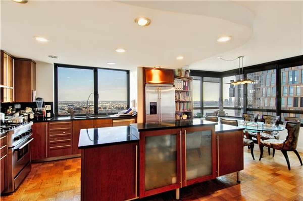Photo for Manhattan Place - 630 1 AVENUE Condominium in Midtown East, Manhattan