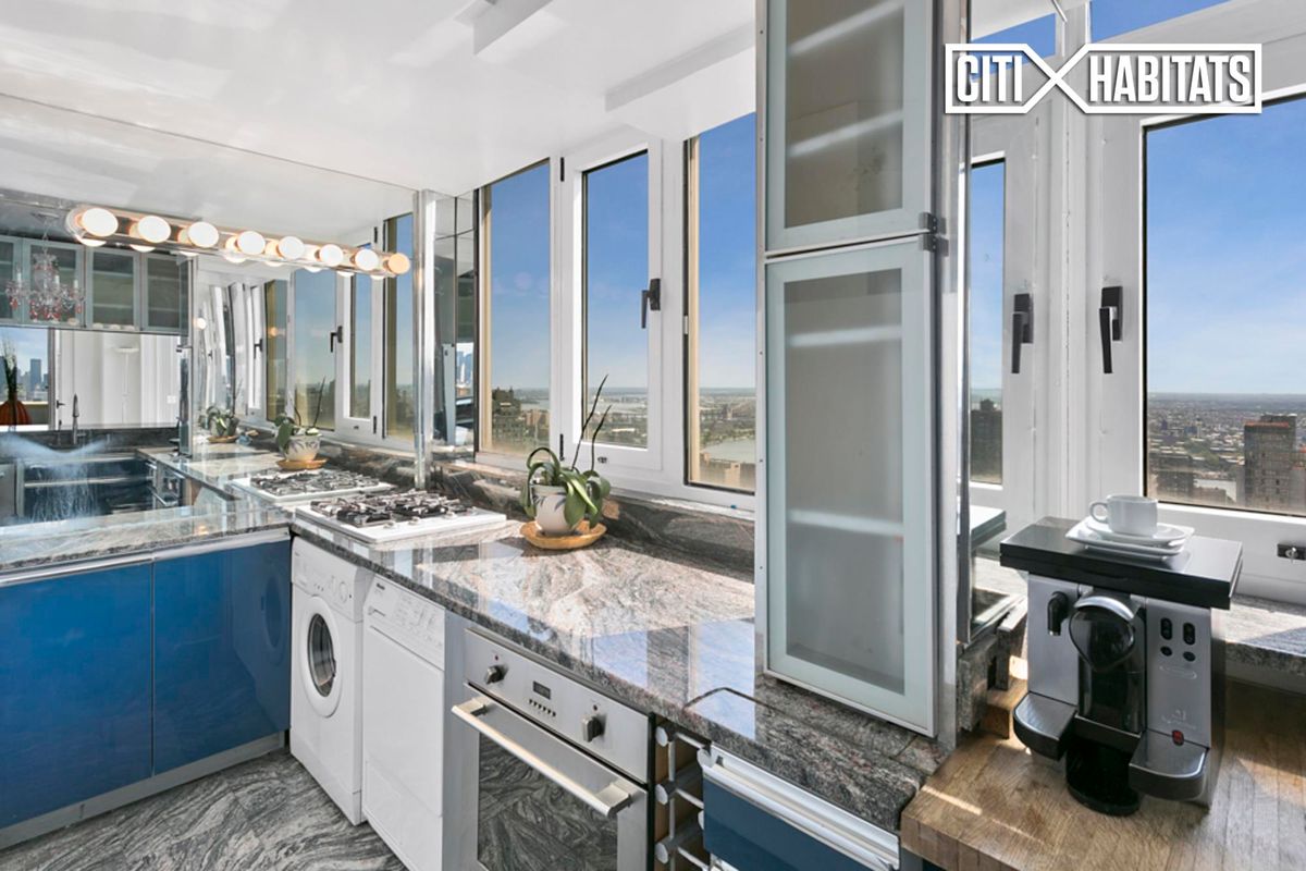 Photo for  The Monarch  - 200 EAST 89 STREET Condominium in Upper East Side, Manhattan