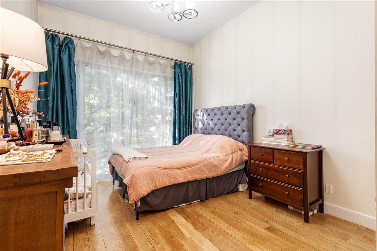 727 Dean Street 2F Prospect Heights Brooklyn NY 11238