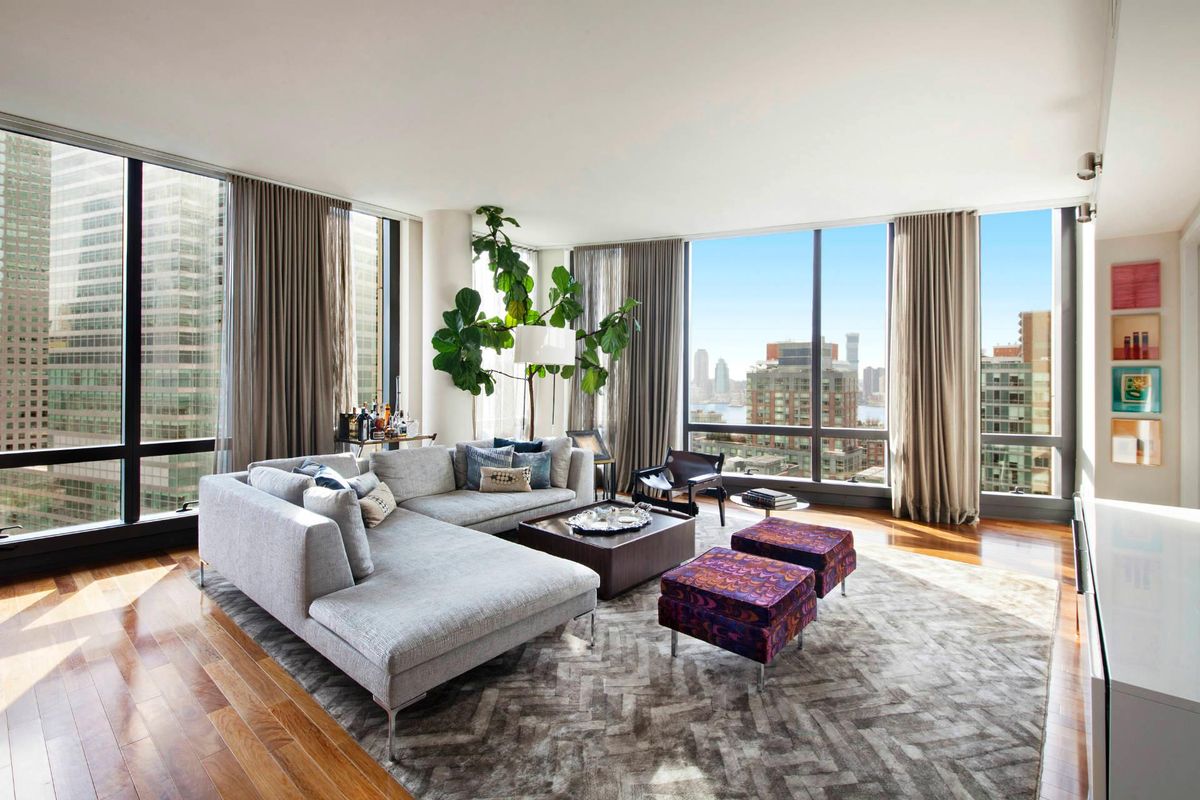 Photo for 101 Warren - 101 Warren Street Condominium in Tribeca, Manhattan