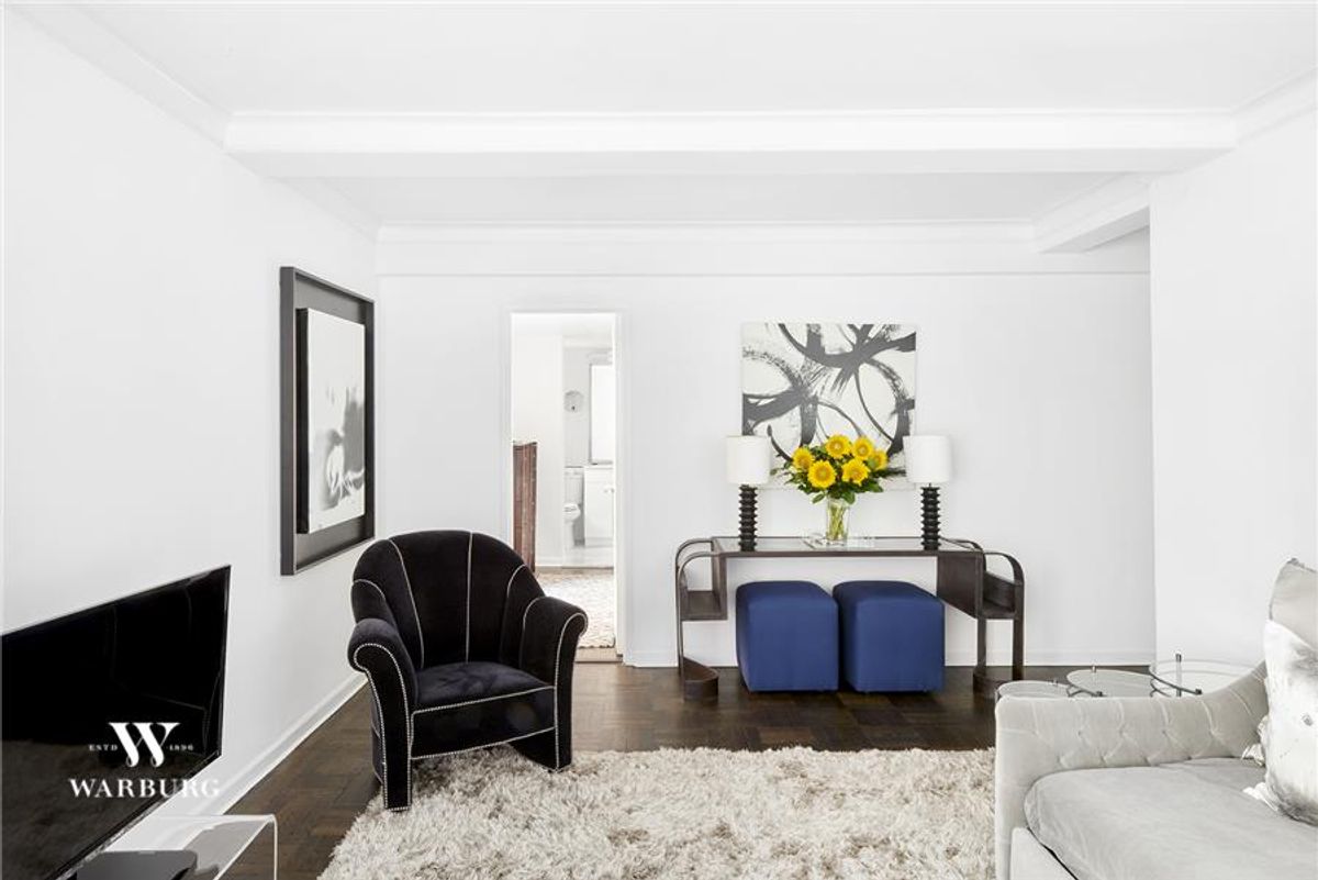 Photo for 750 Park Avenue - 750 PARK AVENUE Cooperative in Upper East Side, Manhattan