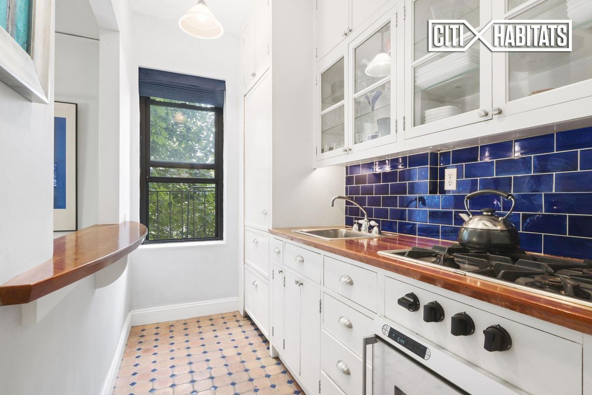 Photo for  225 East 74th Street  - 225 EAST 74 STREET Cooperative in Upper East Side, Manhattan