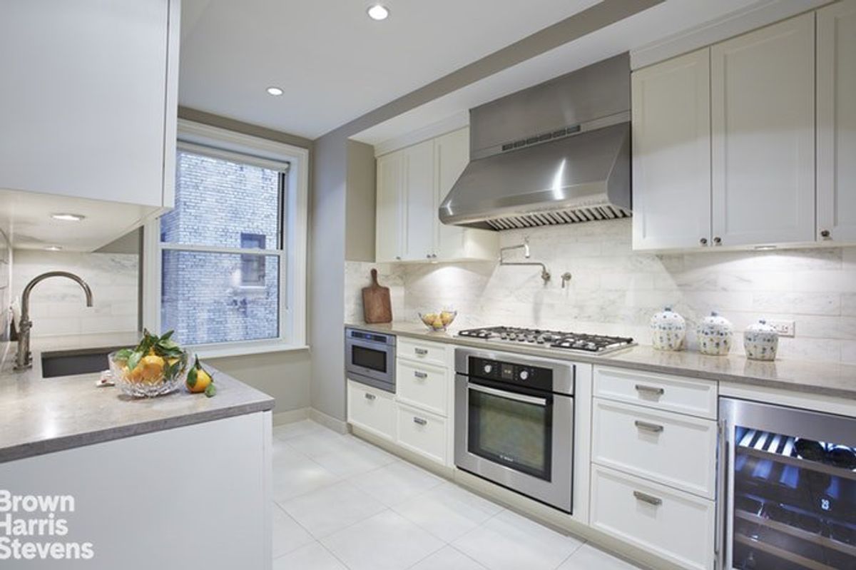 Photo for 845 West End Avenue - 845 WEST END AVENUE Condominium in Upper West Side, Manhattan