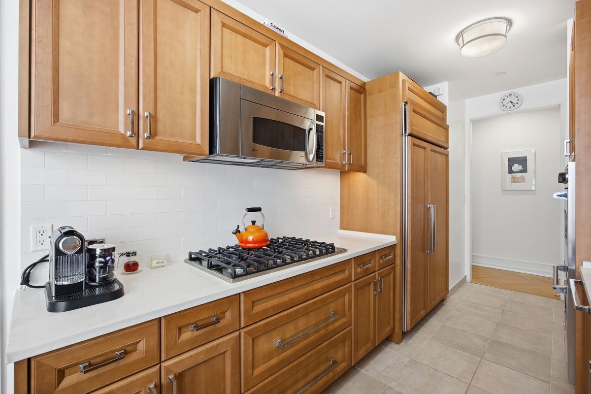 205 East 85th Street 18D Upper East Side New York NY 10028