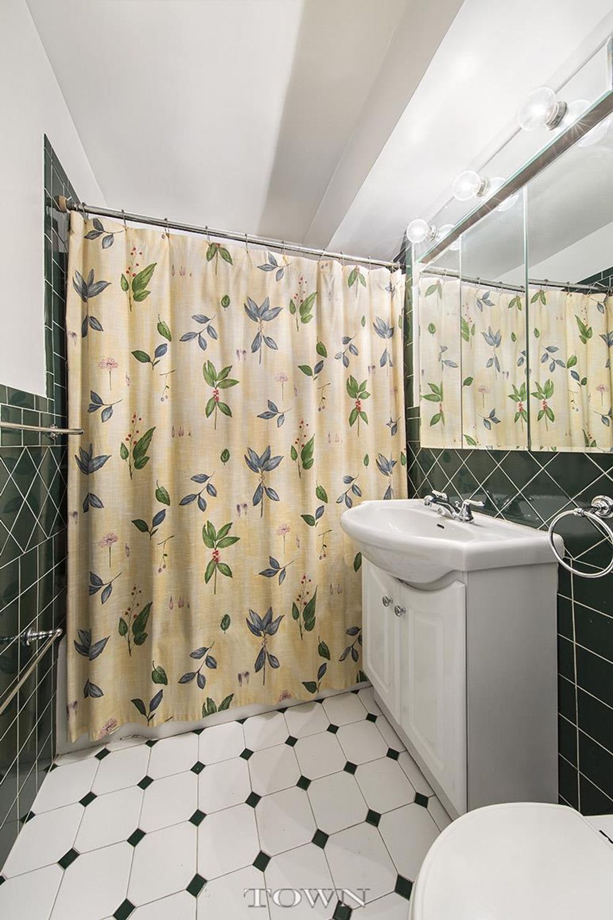 Photo for  Dover House  - 205 EAST 77 STREET Cooperative in Upper East Side, Manhattan