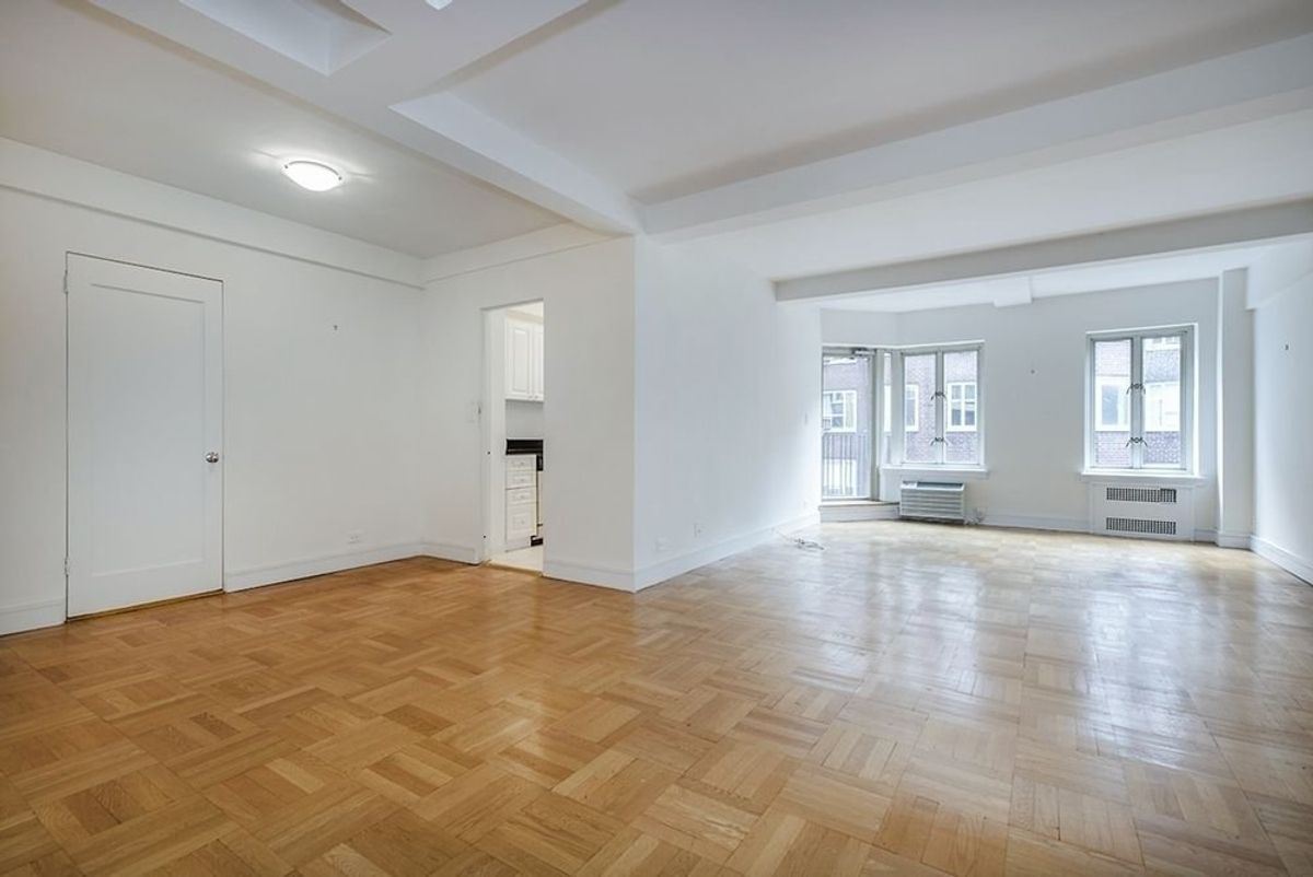 Photo for 36 East 36 Street - 36 East 36th Street Rental Building in Murray Hill, Manhattan
