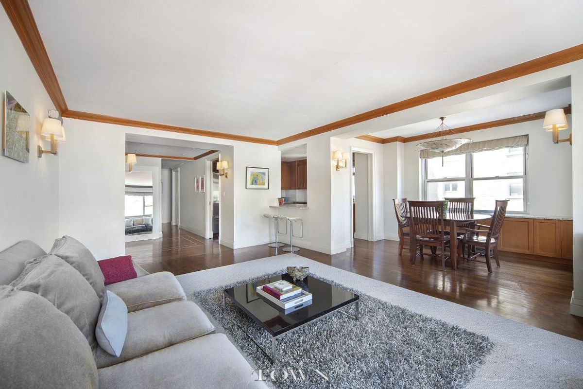 Photo for The Brevoort East - 20 UNIVERSITY PLACE Cooperative in Greenwich Village, Manhattan