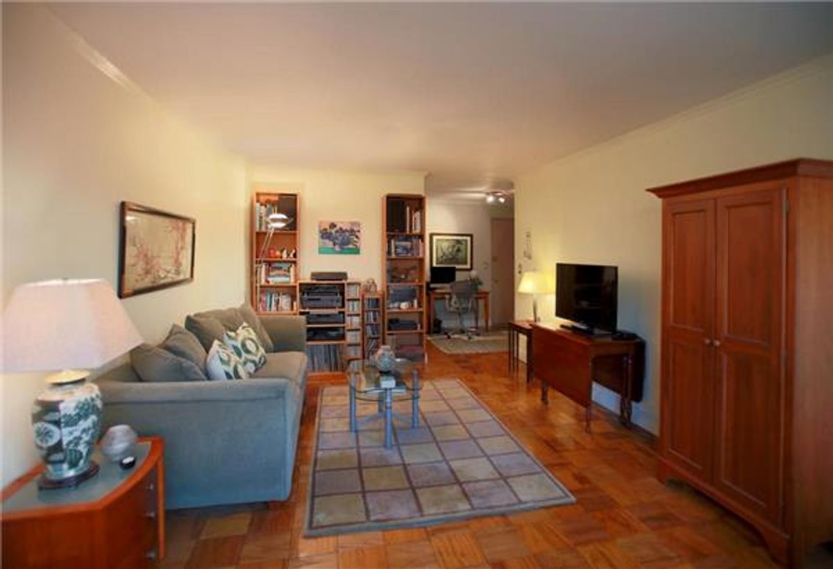 Photo for  London Towne House  - 360 WEST 22 STREET Condominium in Chelsea, Manhattan