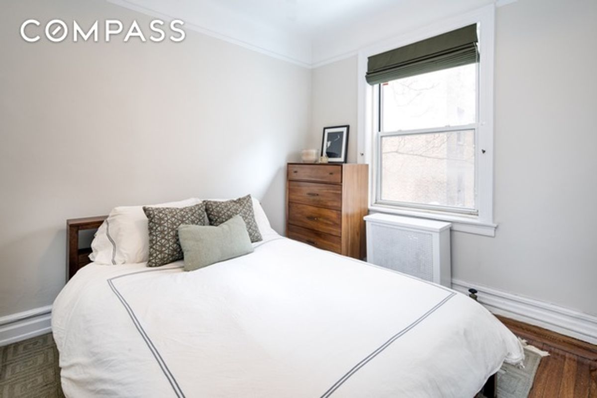 Photo for  125 West 12th Street  - 125 West 12th Street Cooperative in Greenwich Village, Manhattan