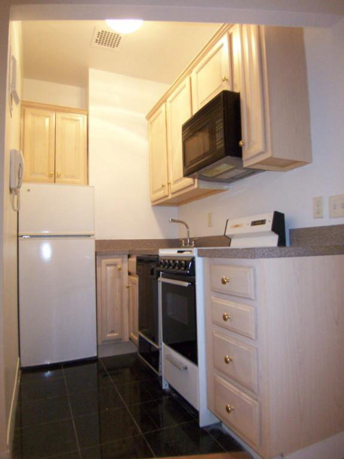 Photo for Gallery - 112 West 72nd Street Condominium in Upper West Side, Manhattan