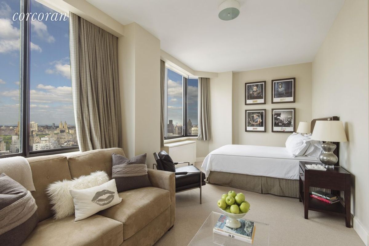 Photo for  Bristol Plaza  - 200 EAST 65 STREET Condominium in Upper East Side, Manhattan