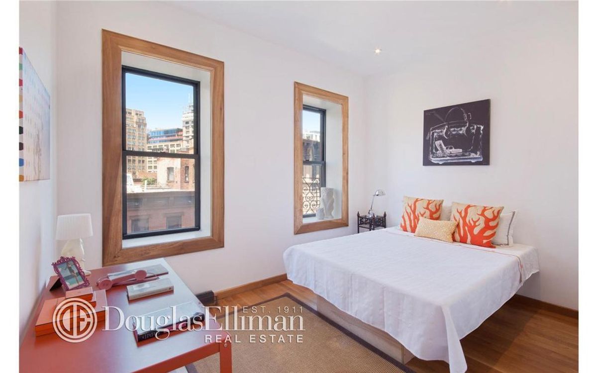 Photo for 201 West 17th Street - 201 West 17th Street Condominium in Chelsea, Manhattan