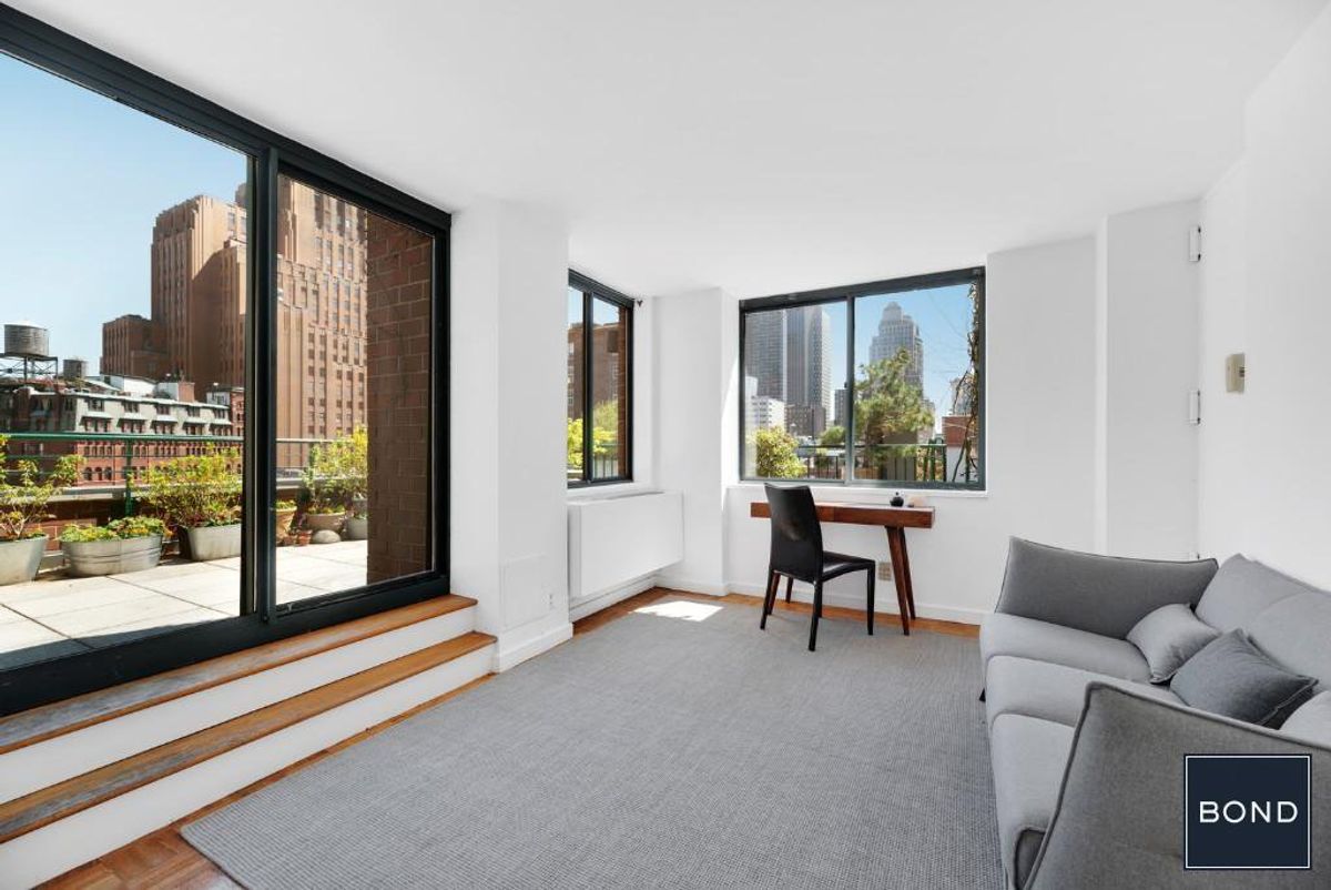Photo for Reade House - 311 GREENWICH STREET Condominium in Tribeca, Manhattan