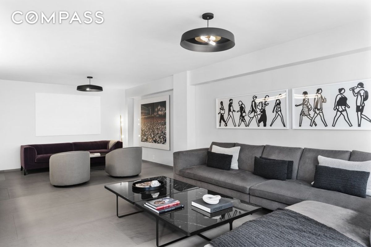 Photo for  200 East 74th Street  - 1285 3 AVENUE Cooperative in Lenox Hill, Manhattan