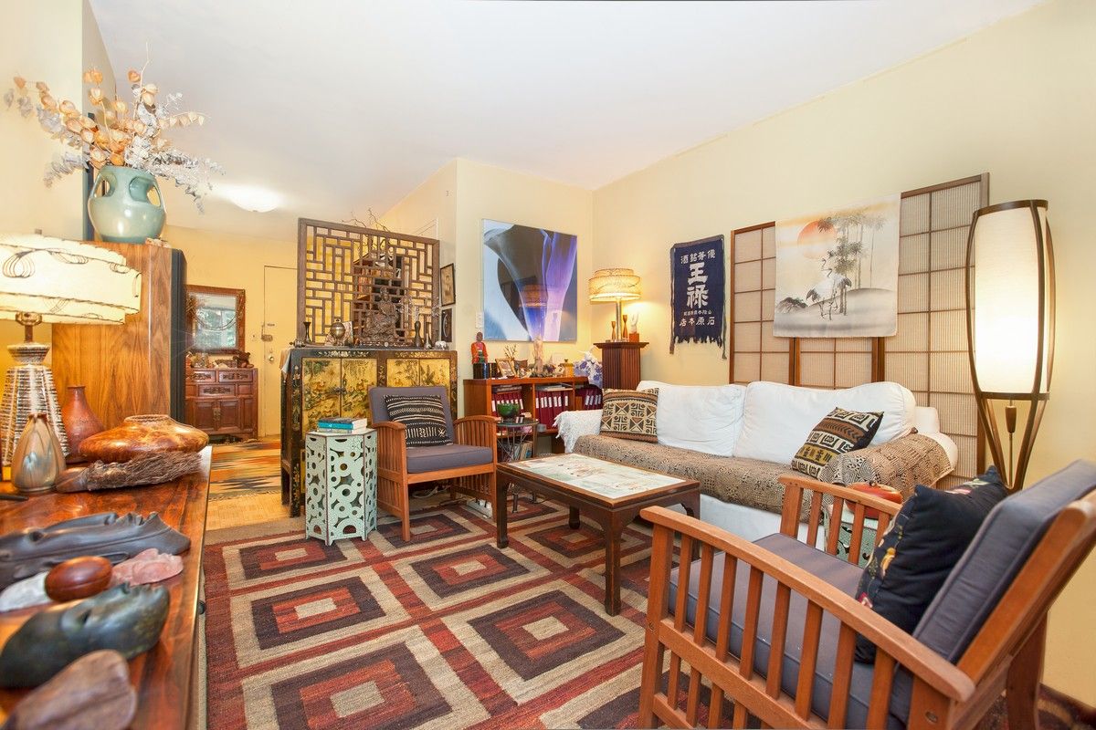 Photo for  400 East 85th Street  - 1634 1 AVENUE Cooperative in Upper East Side, Manhattan