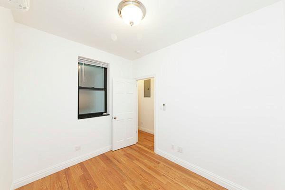 Photo for 14 SUTTON PLACE SOUTH - 14 SUTTON PLACE SOUTH Cooperative in Midtown East, Manhattan