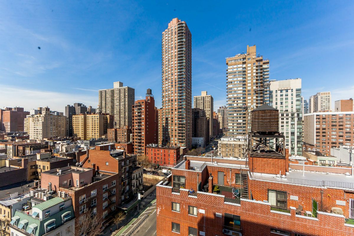 Photo for  Emery Towers  - 1478 1 AVENUE Cooperative in Lenox Hill, Manhattan