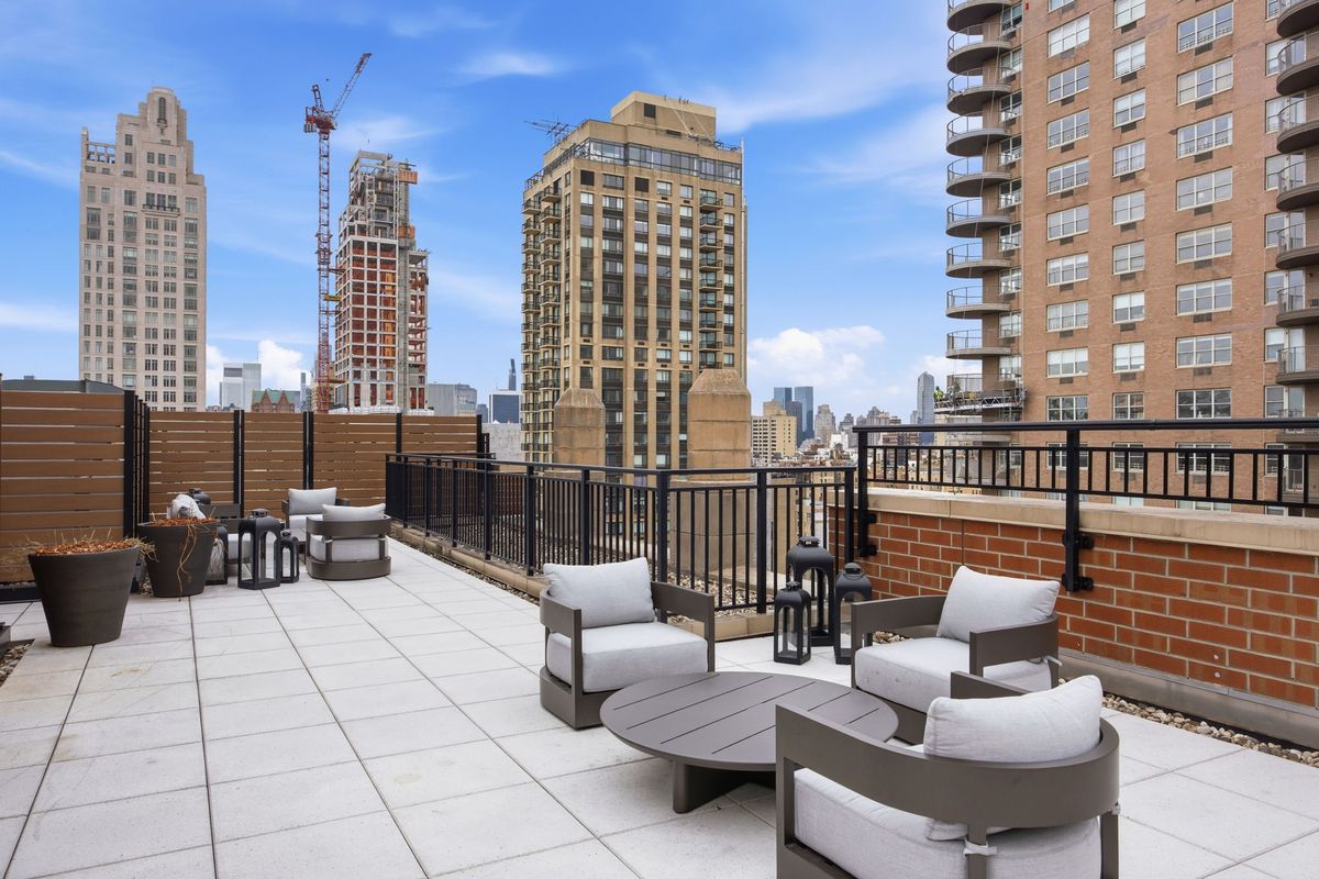 205 East 85th Street 18D Upper East Side New York NY 10028