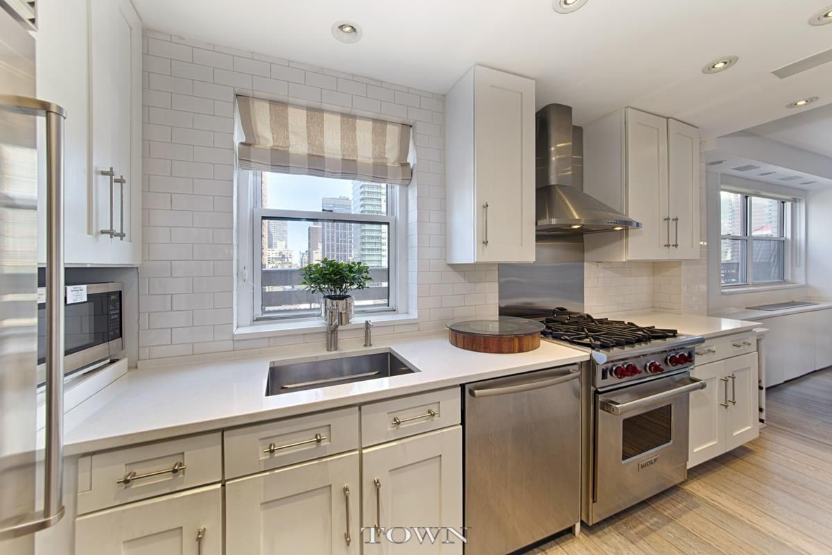 Photo for The Hawthorne - 211 EAST 53 STREET Condominium in Midtown East, Manhattan