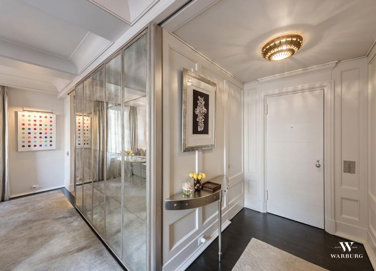 Photo for  Stewart Hall  - 10 MITCHELL PLACE Cooperative in Midtown East, Manhattan