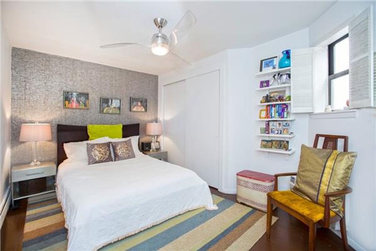 Photo for 160 East 26th Street - 160 EAST 26 STREET Cooperative in Gramercy Park, Manhattan