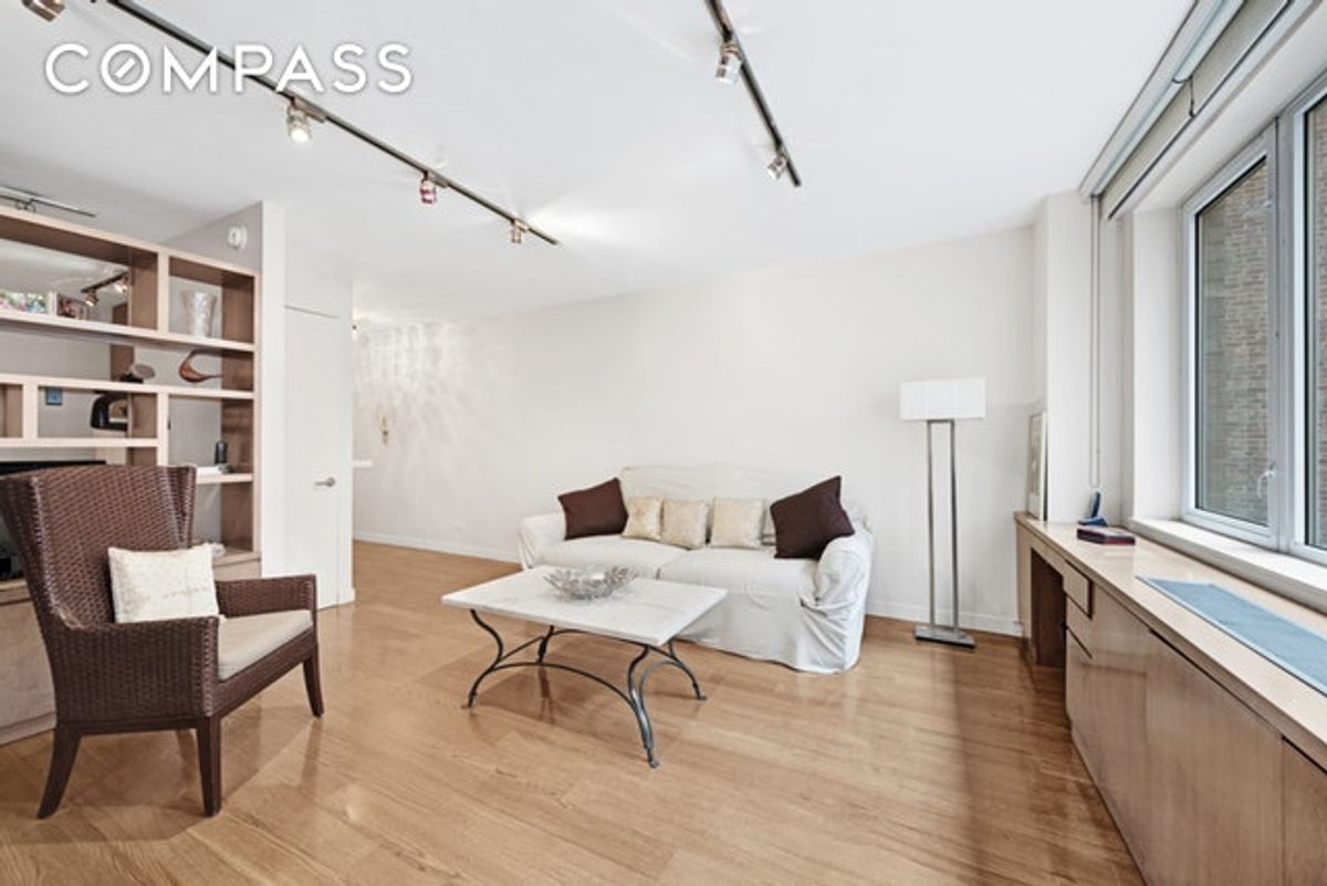 Photo for  Park House  - 116 CENTRAL PARK SOUTH Condominium in Midtown, Manhattan