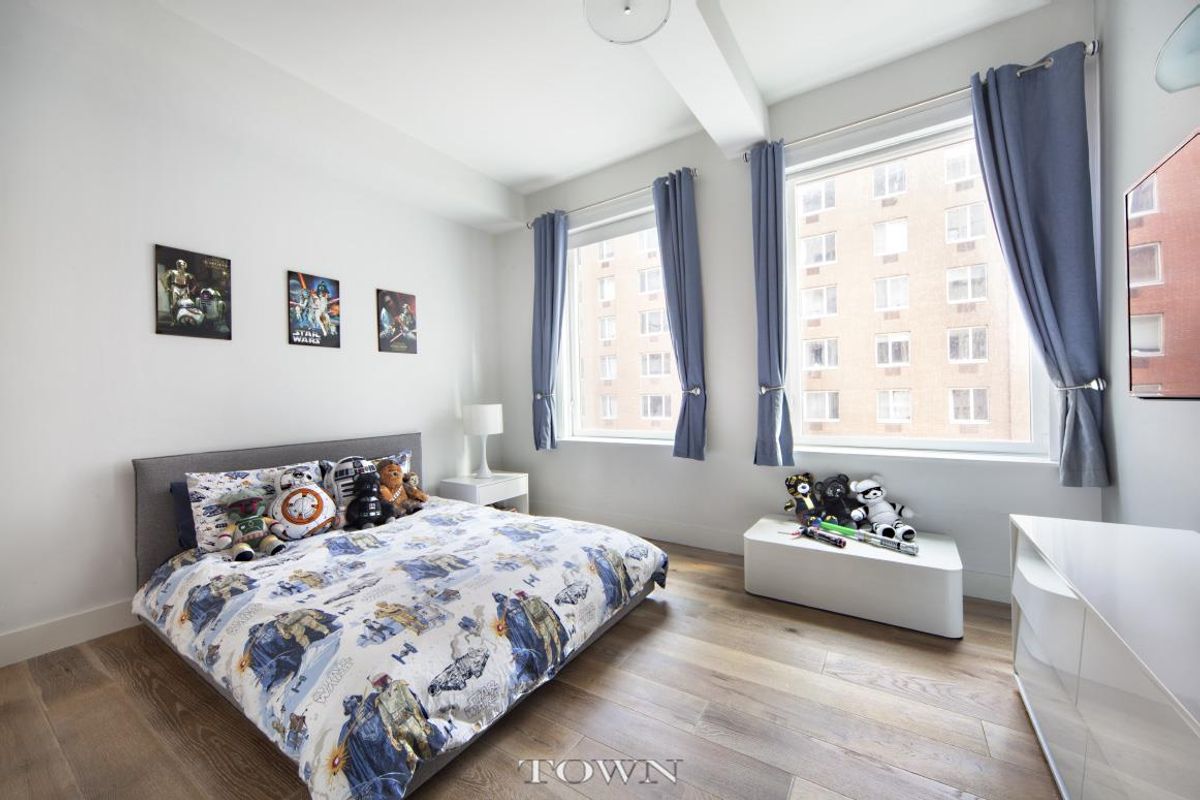 Photo for  93 Worth  - 335 BROADWAY Condominium in Tribeca, Manhattan