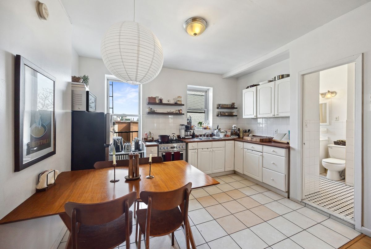 288 McGuinness Boulevard Greenpoint Brooklyn NY 11222
