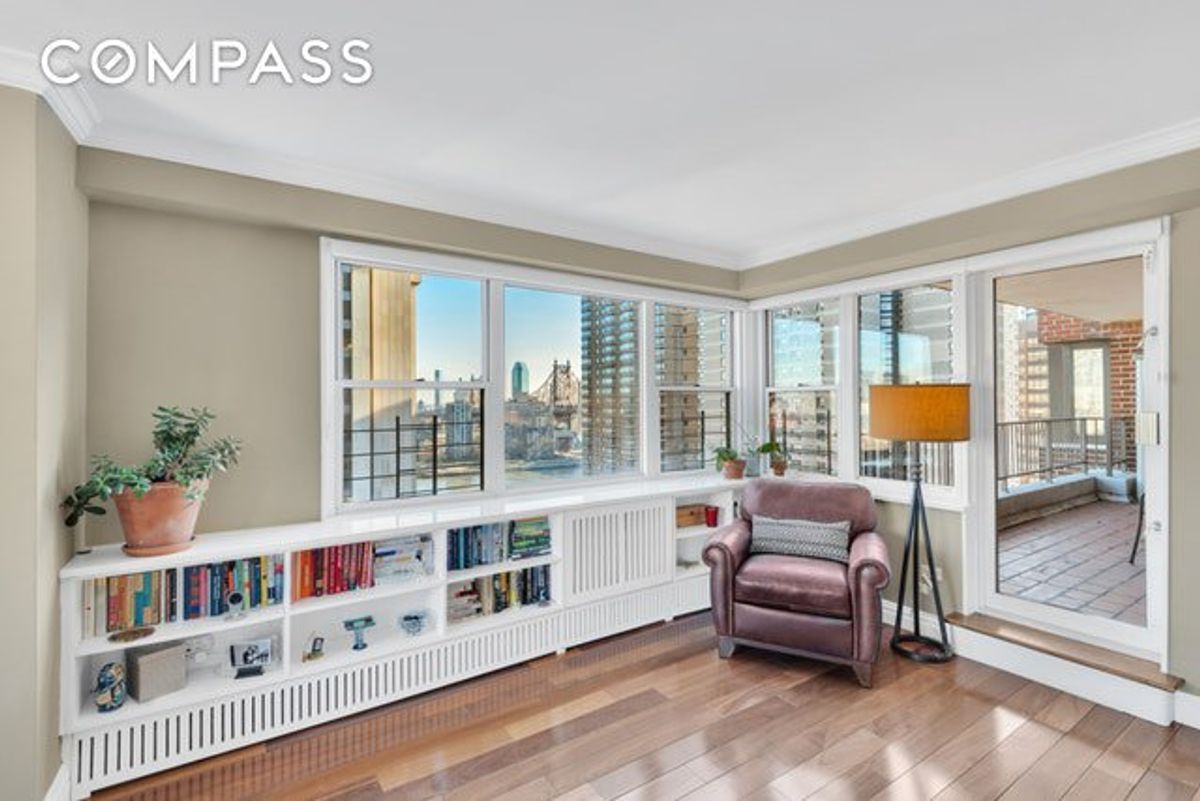 Photo for York River House - 1175 YORK AVENUE Condominium in Upper East Side, Manhattan