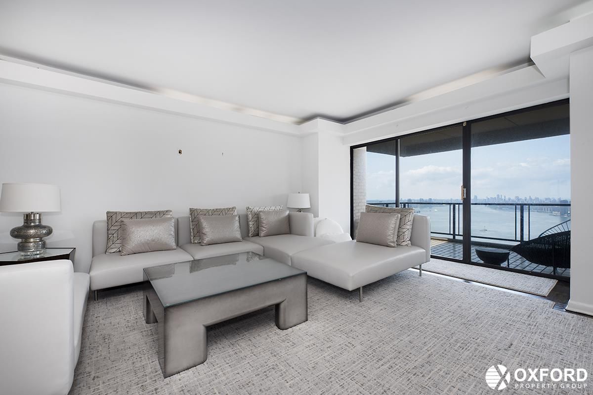 Photo for  The Sovereign  - 425 EAST 58 STREET Cooperative in Sutton Place, Manhattan