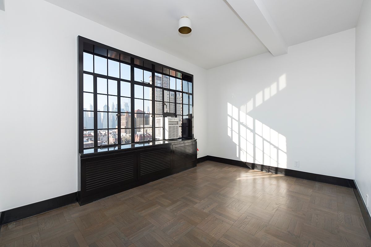 Photo for  25 MONROE PLACE  - 25 MONROE PLACE Rental Building in Brooklyn Heights, Brooklyn