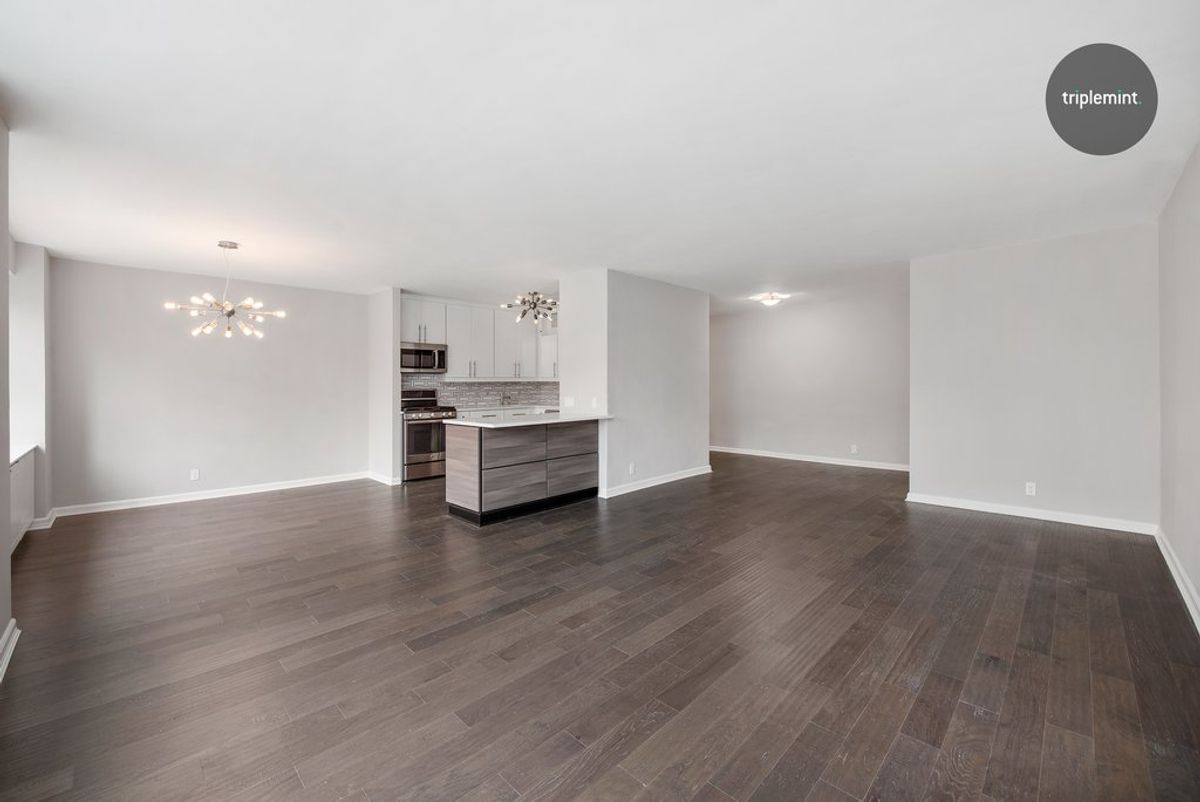 Photo for The Broadway - 2250 BROADWAY Condominium in Upper West Side, Manhattan