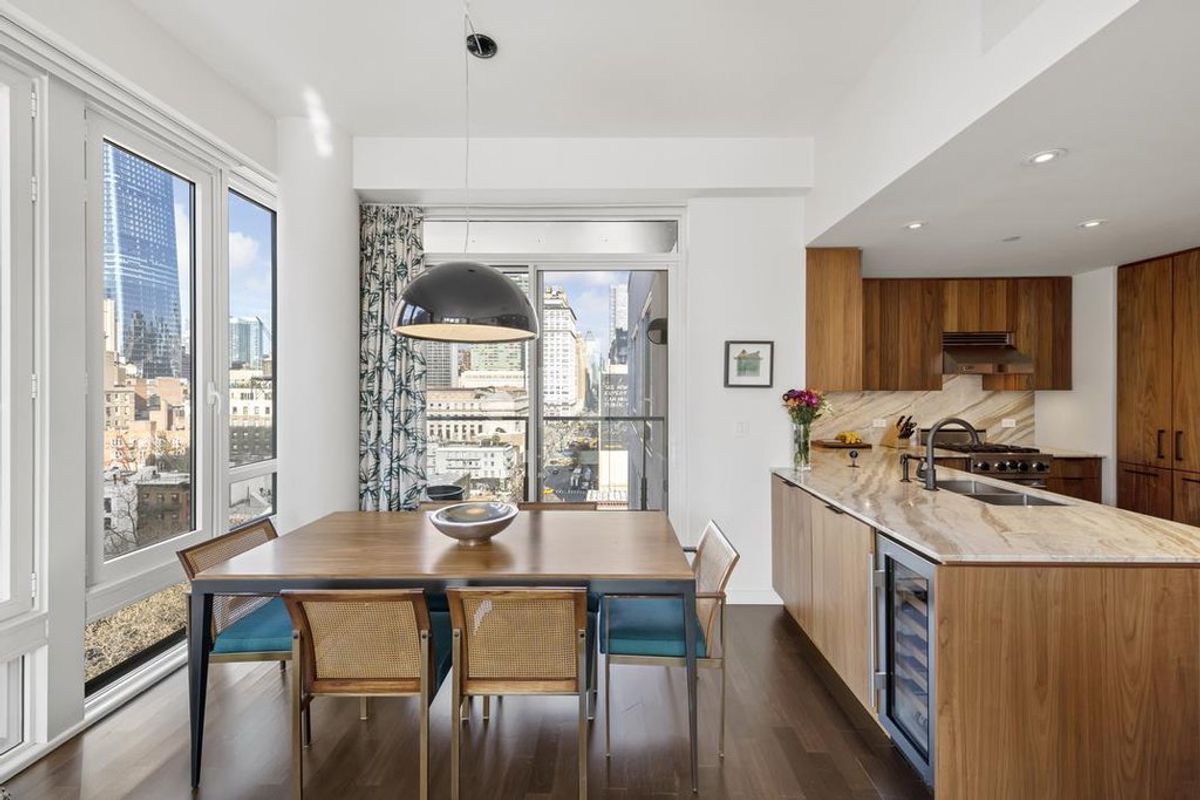 Photo for Onyx Chelsea - 261 WEST 28 STREET Condominium in Chelsea, Manhattan