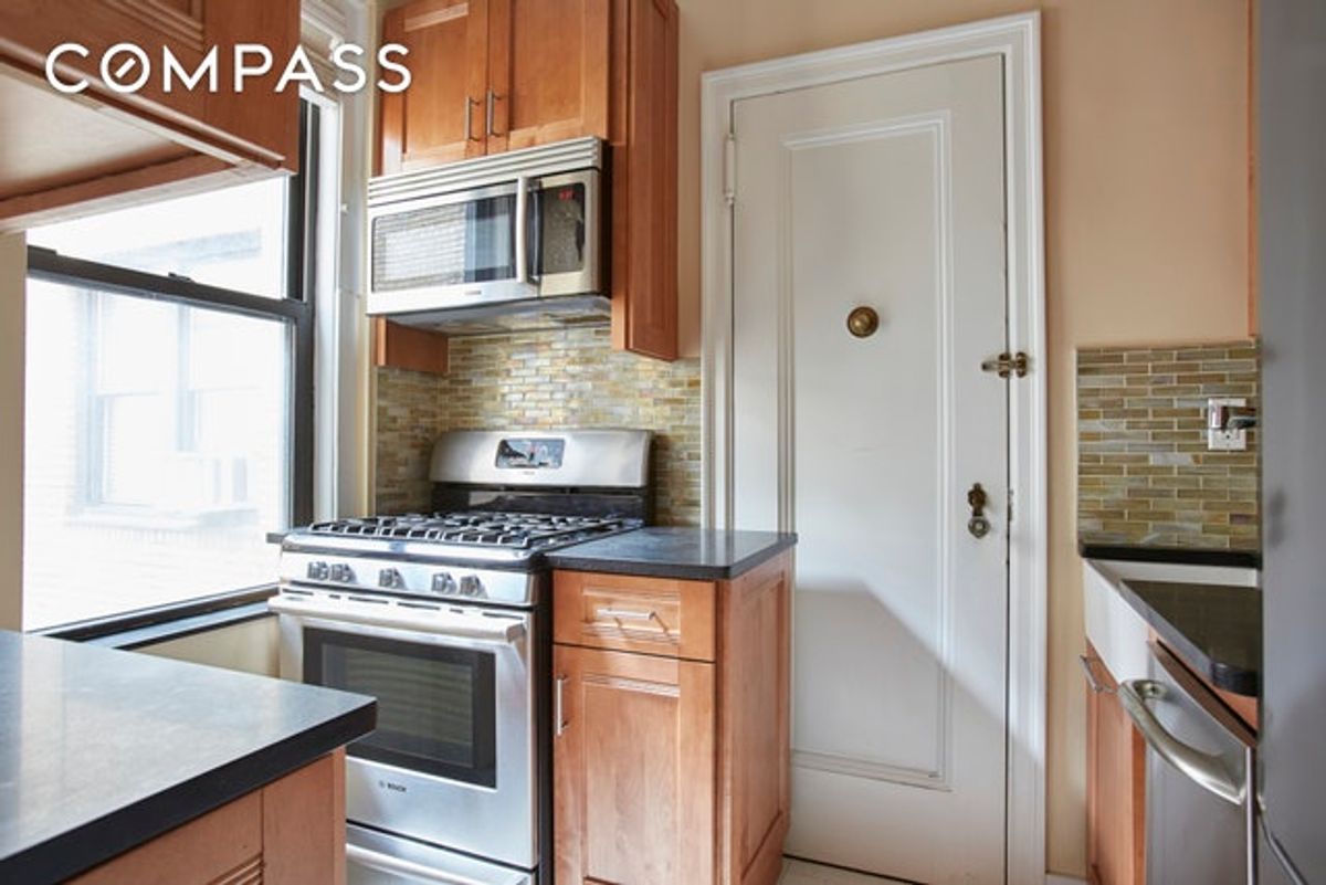 Photo for  The Beekman Hill House  - 425 EAST 51 STREET Cooperative in Midtown East, Manhattan