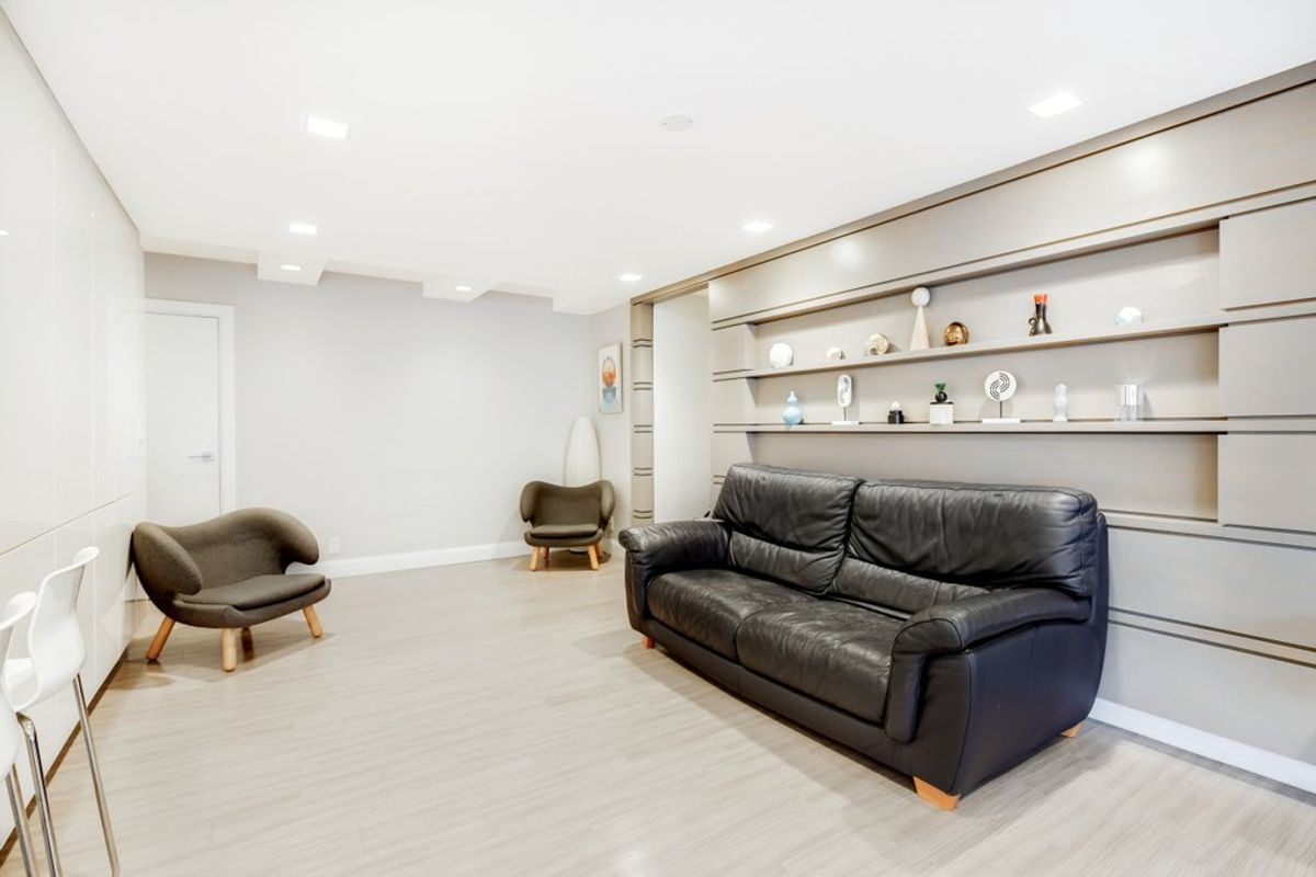 Photo for Lincoln Towers - 150 West End Avenue Condominium in Upper West Side, Manhattan