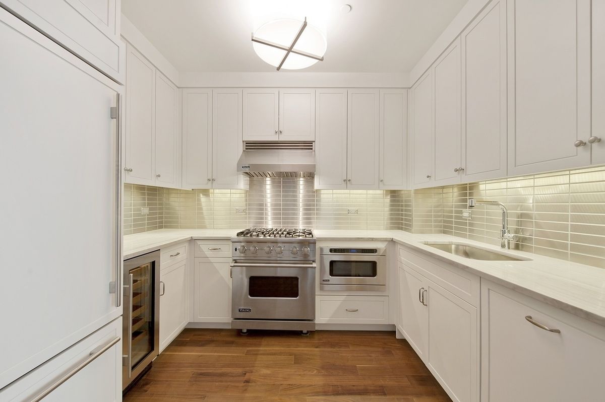 Photo for  The Laureate  - 216 WEST 76 STREET Condominium in Upper West Side, Manhattan