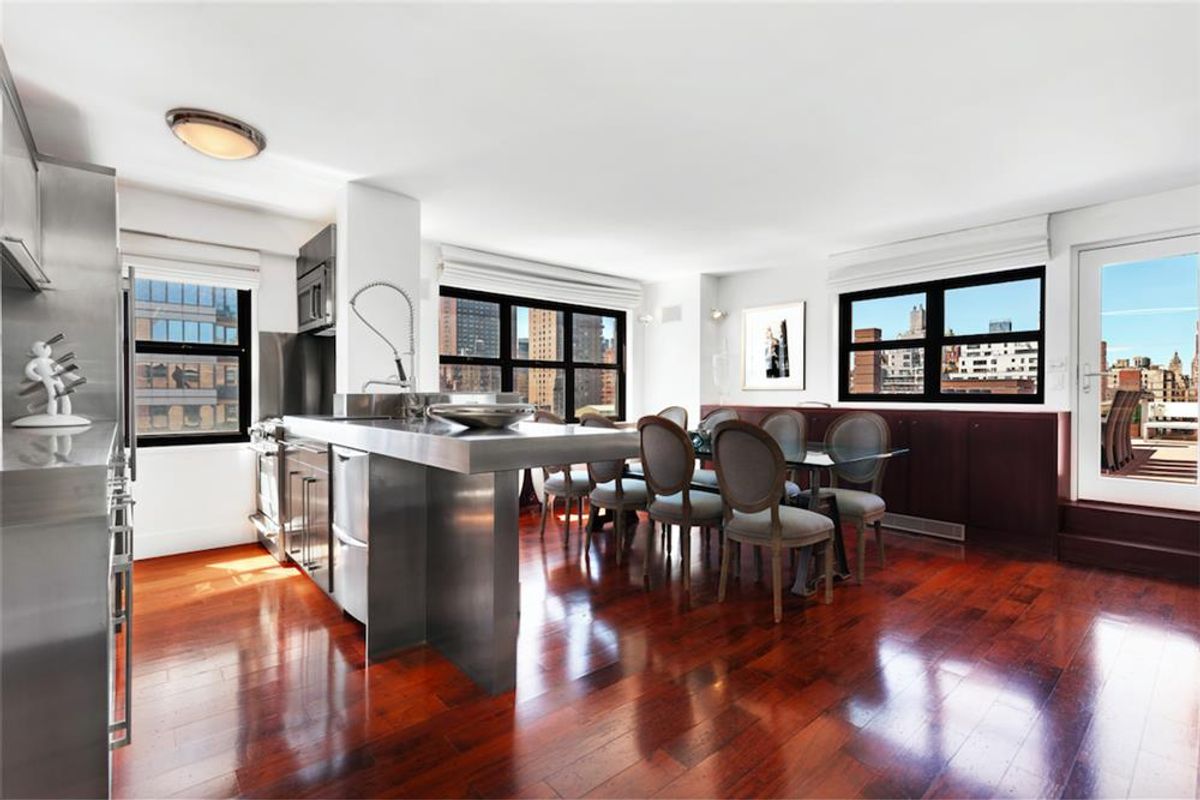 Photo for The Eastmore - 240 East 76th Street Condominium in Upper East Side, Manhattan