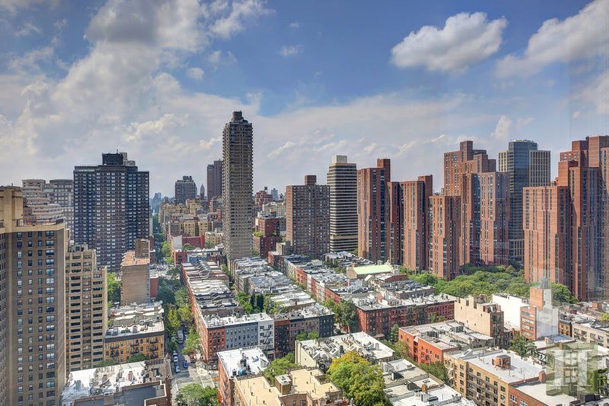 Photo for 242 East 19th Street - 323 2 AVENUE Cooperative in Gramercy Park, Manhattan
