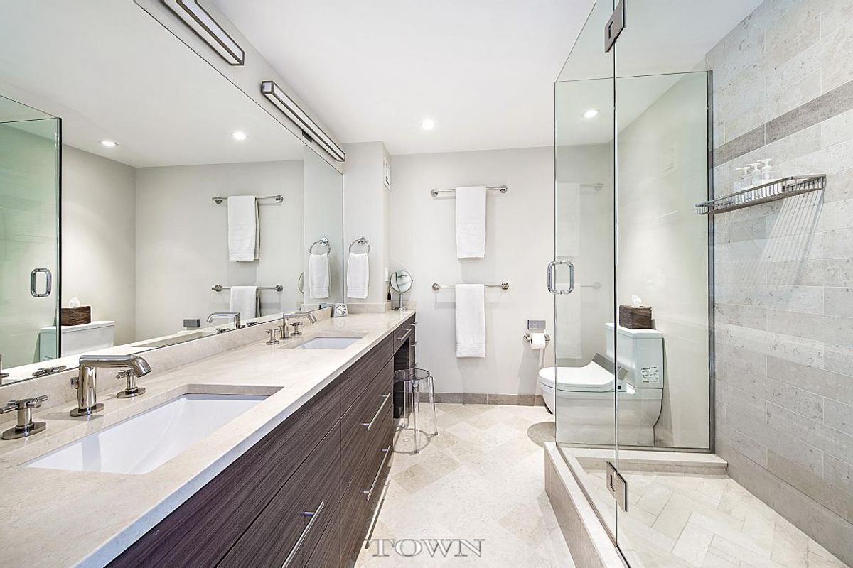 Photo for  Mayfair Towers  - 15 WEST 72 STREET Cooperative in Upper West Side, Manhattan