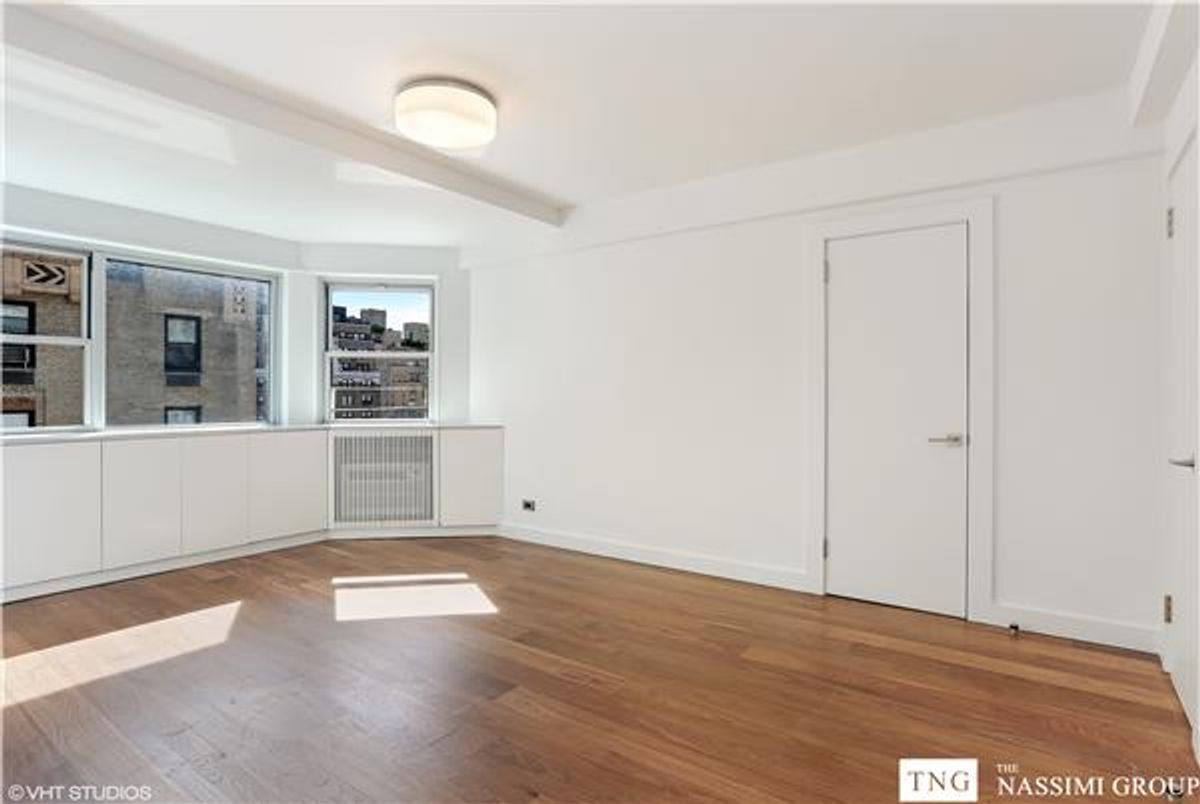 Photo for  The Charles House  - 1009 MADISON AVENUE Condominium in Upper East Side, Manhattan