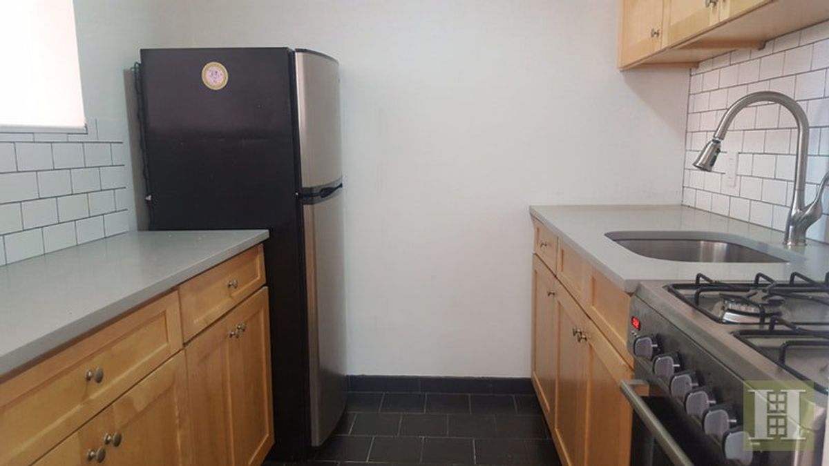 Photo for  50 Riverside Drive  - 329 WEST 77 STREET Cooperative in Upper West Side, Manhattan