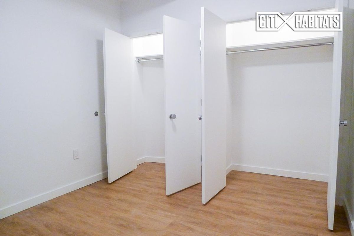 Photo for  39 Gramercy Park  - 39 GRAMERCY PARK NORTH Cooperative in Gramercy Park, Manhattan