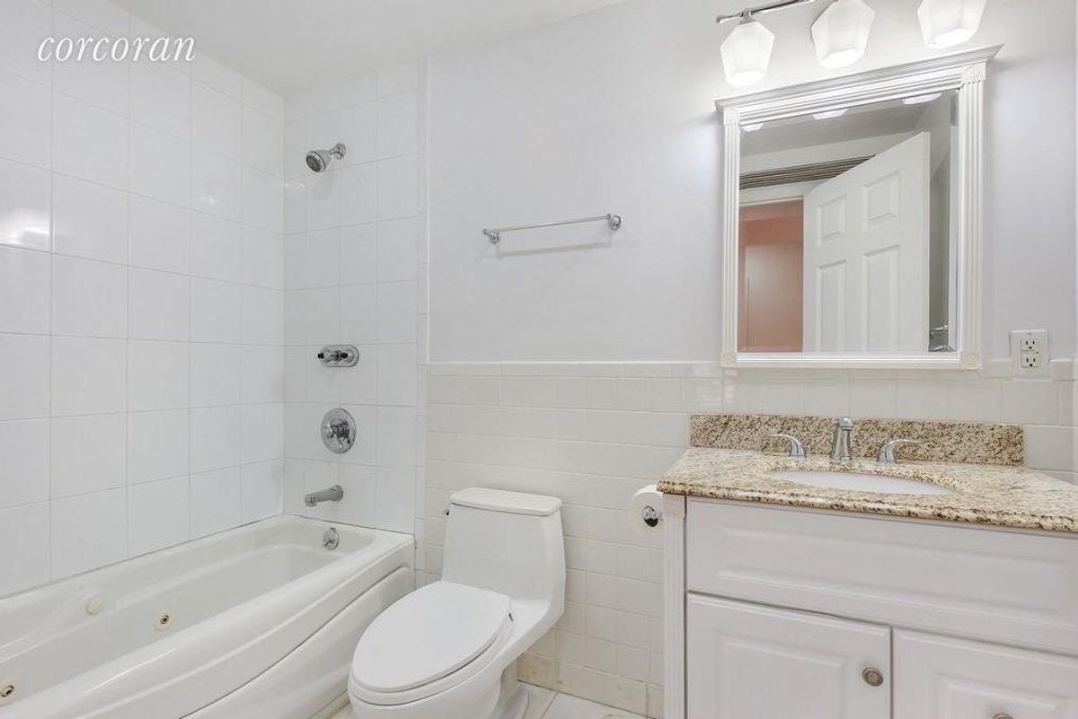 Photo for The Royale - 188 EAST 64 STREET Condominium in Upper East Side, Manhattan